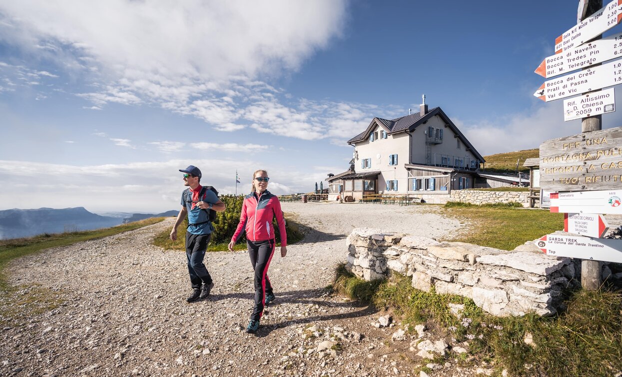 Abfahrt von der Damiano Chiesa Hütte | © Archivio Garda Trentino (ph. Watchsome), Garda Trentino 